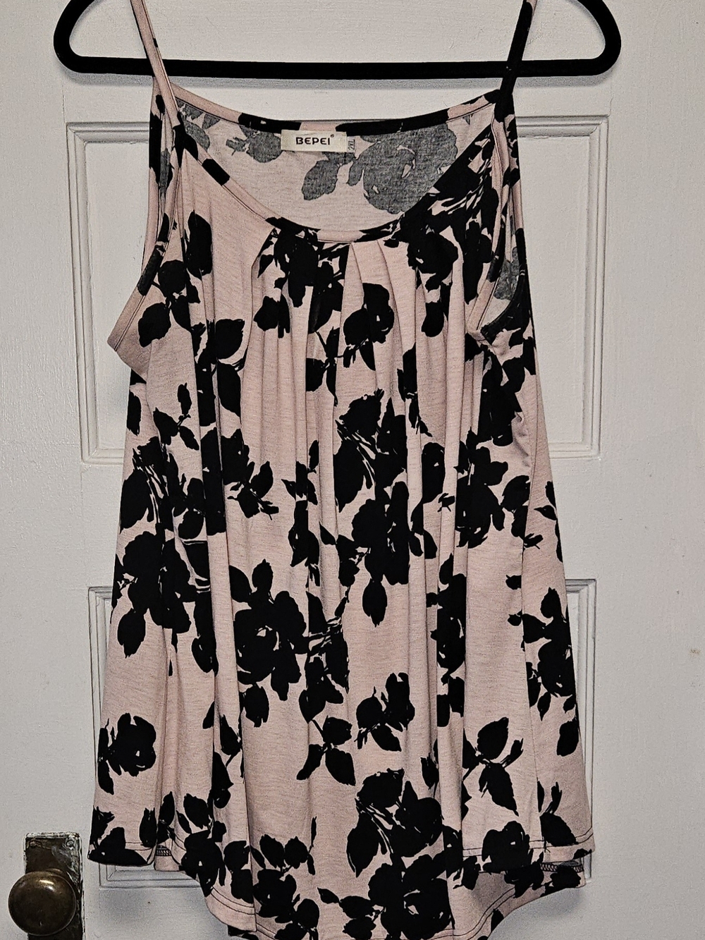 Pink Floral Scoop Neck Tank Top